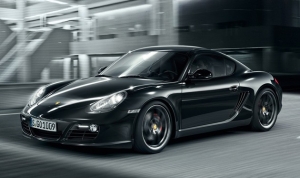 Спорткари Porsche Panamera і Porsche Cayman продовжують славні традиції