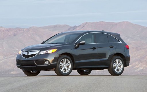 Acura начинает российские продажи кроссоверов MDX и RDX.
