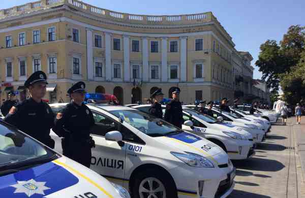 Photo of Одеситка ледь не позбулася машини, забувши ключі і техпаспорт в таксі