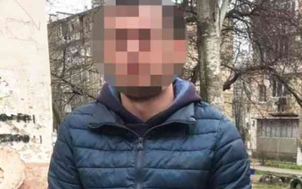 Photo of В Одесі «незадоволений клієнт» викрав таксі, викинувши водія з машини