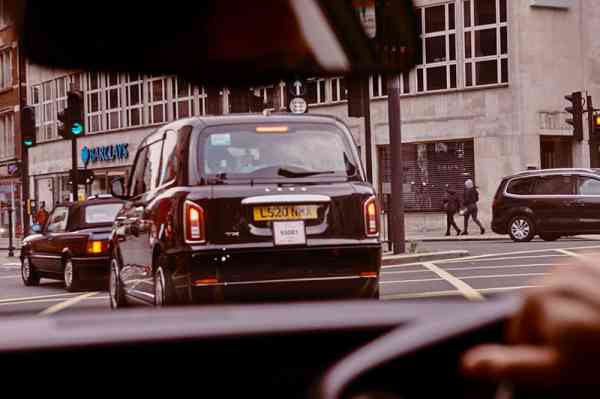 Photo of Uber официально трудоустроит более 70 тысяч водителей такси в Великобритании